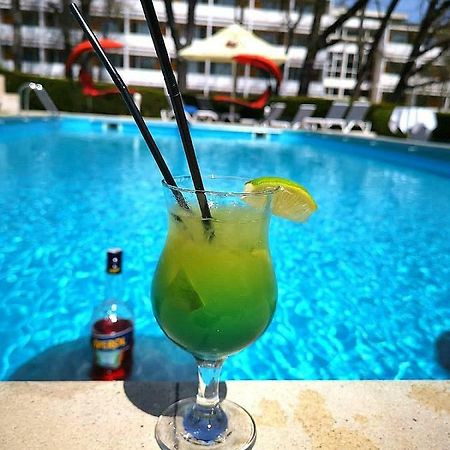 Hotel Decebal Neptun Eksteriør billede
