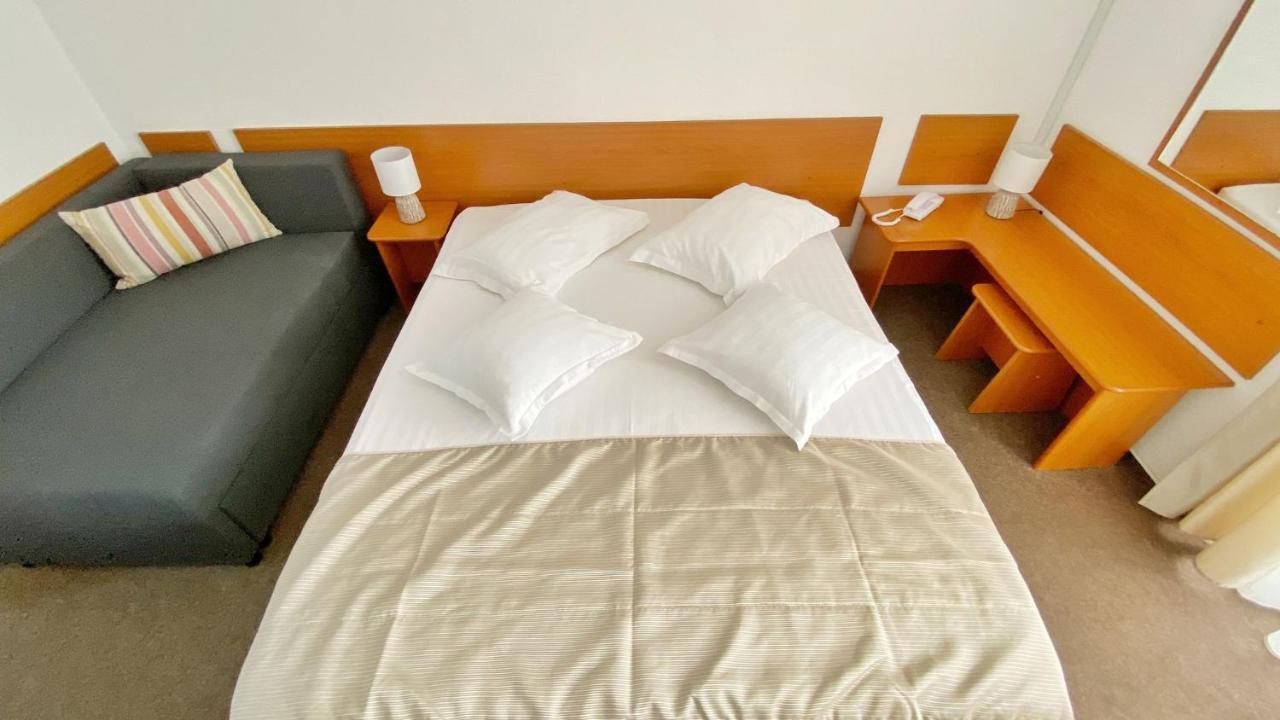 Hotel Decebal Neptun Eksteriør billede